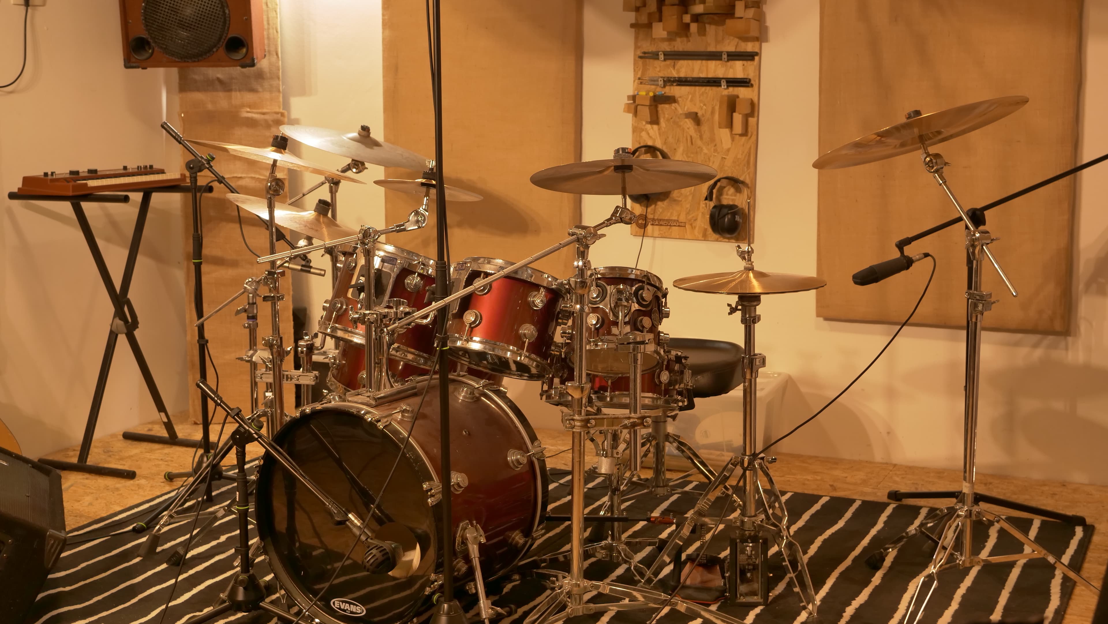 studio instruments